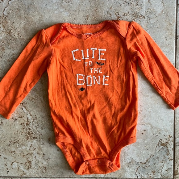 Carter's Other - Carter’s Halloween Bodysuit Size 9M